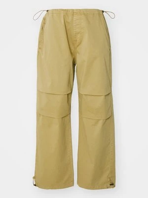 Spodnie materiałowe alpha industries