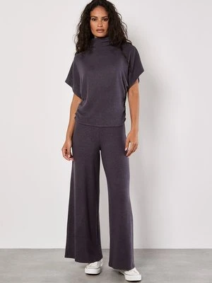 Spodnie materiałowe Apricot