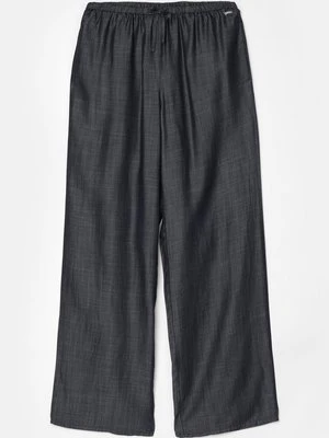 Spodnie materiałowe Armani Exchange