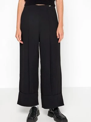 Spodnie materiałowe Armani Exchange