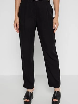 Zdjęcie produktu Spodnie materiałowe Armani Exchange