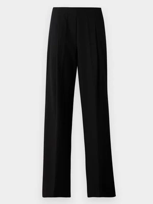 Spodnie materiałowe Armani Exchange