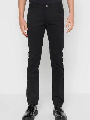 Spodnie materiałowe Armani Exchange biały