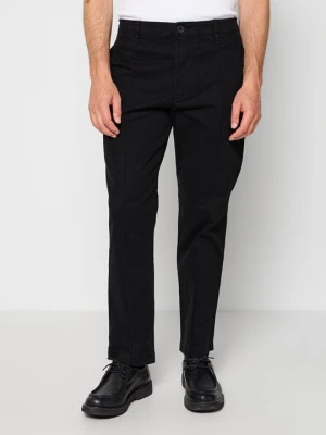 Spodnie materiałowe Armani Exchange czarny