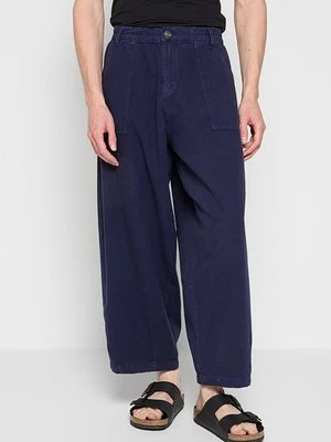 Spodnie materiałowe BDG Urban Outfitters