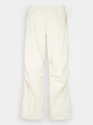 Spodnie materiałowe BDG Urban Outfitters