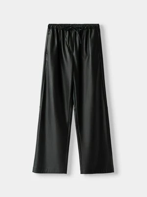 Spodnie materiałowe Bershka