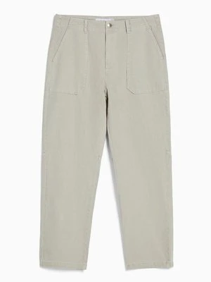 Spodnie materiałowe Bershka