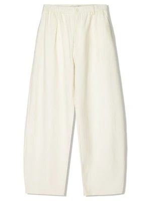 Spodnie materiałowe Bershka