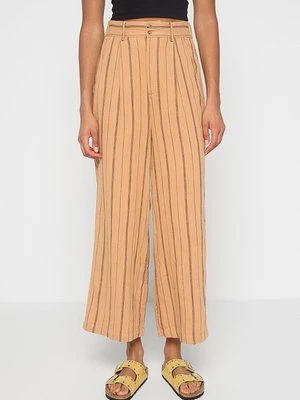 Spodnie materiałowe Billabong