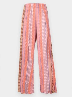 Spodnie materiałowe Billabong