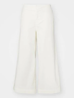 Spodnie materiałowe Boss