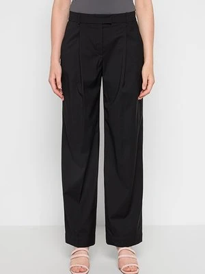 Spodnie materiałowe Boss