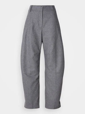 Spodnie materiałowe Boss