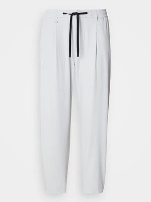 Spodnie materiałowe Boss