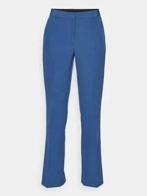 Spodnie materiałowe Bruuns Bazaar