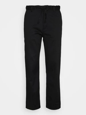 Spodnie materiałowe Calvin Klein
