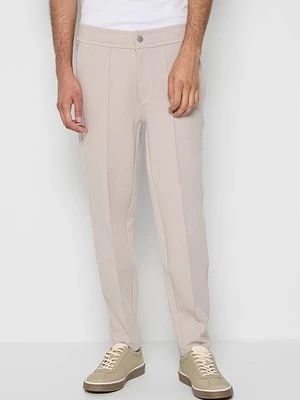 Spodnie materiałowe Calvin Klein