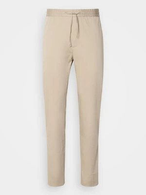 Spodnie materiałowe Calvin Klein