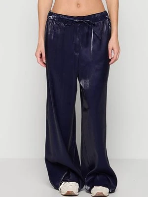 Spodnie materiałowe Calvin Klein