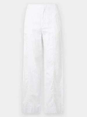 Spodnie materiałowe Calvin Klein Jeans