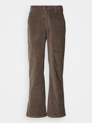 Spodnie materiałowe Calvin Klein Jeans