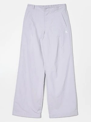 Spodnie materiałowe Calvin Klein Jeans