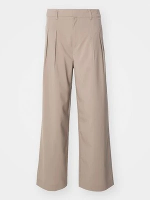 Spodnie materiałowe Calvin Klein Jeans