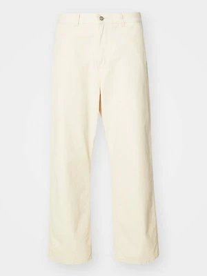 Spodnie materiałowe Carhartt WIP