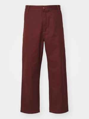 Spodnie materiałowe Carhartt WIP ciemnobrązowy
