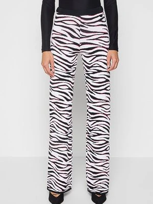 Spodnie materiałowe CHIARA FERRAGNI