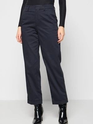 Spodnie materiałowe closed