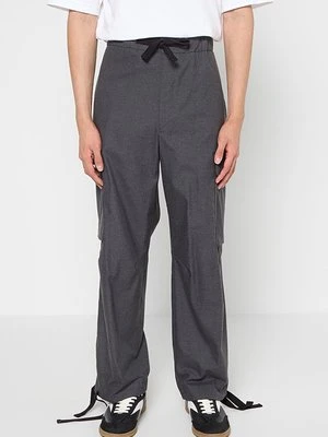 Spodnie materiałowe closed