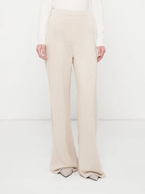 Spodnie materiałowe closed