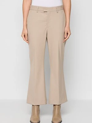 Spodnie materiałowe closed