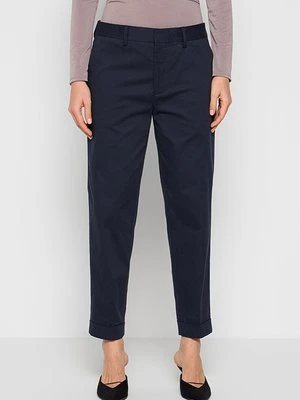 Spodnie materiałowe closed