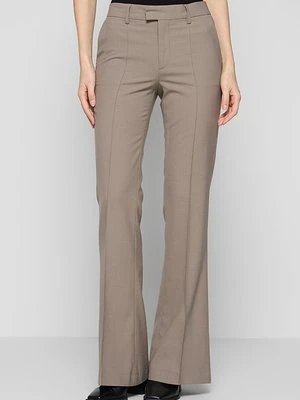 Spodnie materiałowe closed