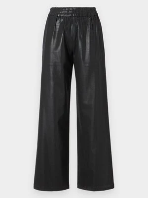 Spodnie materiałowe Diesel