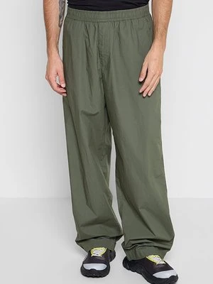 Spodnie materiałowe Diesel