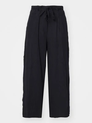 Spodnie materiałowe DKNY