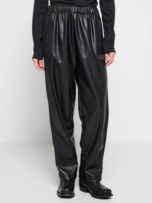 Spodnie materiałowe EA7 Emporio Armani czarny