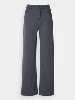 Spodnie materiałowe Ecoalf