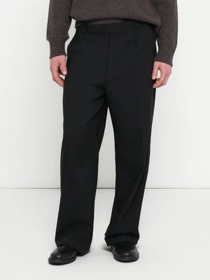 Spodnie materiałowe Emporio Armani