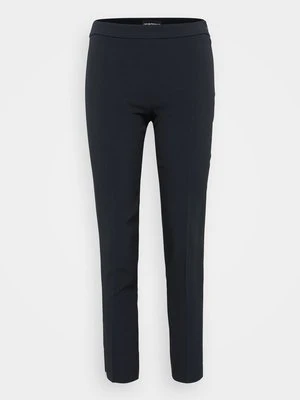 Spodnie materiałowe Emporio Armani czarny