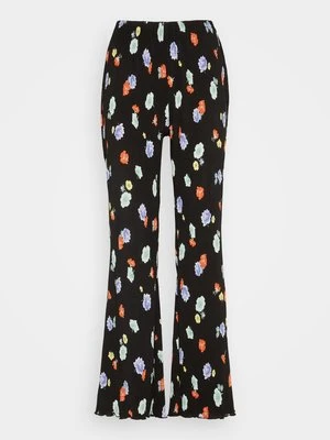 Spodnie materiałowe Envii