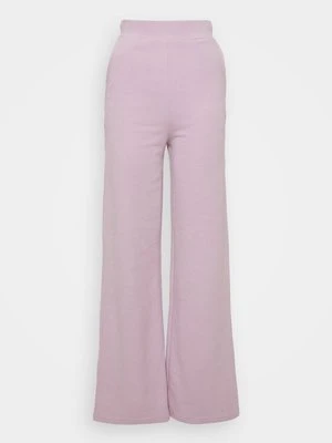 Spodnie materiałowe Fila