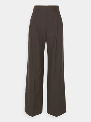 Spodnie materiałowe Filippa K