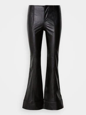 Spodnie materiałowe Free People