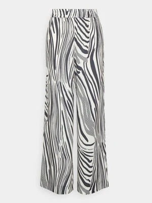 Spodnie materiałowe Gestuz