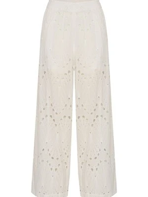 Spodnie materiałowe Gestuz